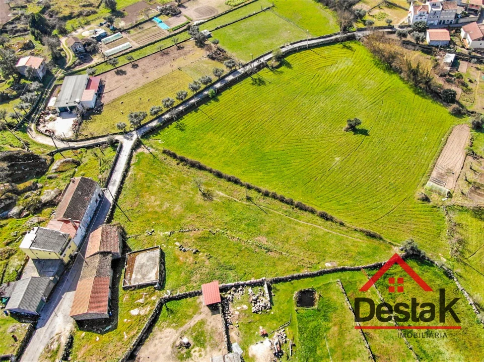 Quinta T3 para Venda em Arcozelo Foto 4