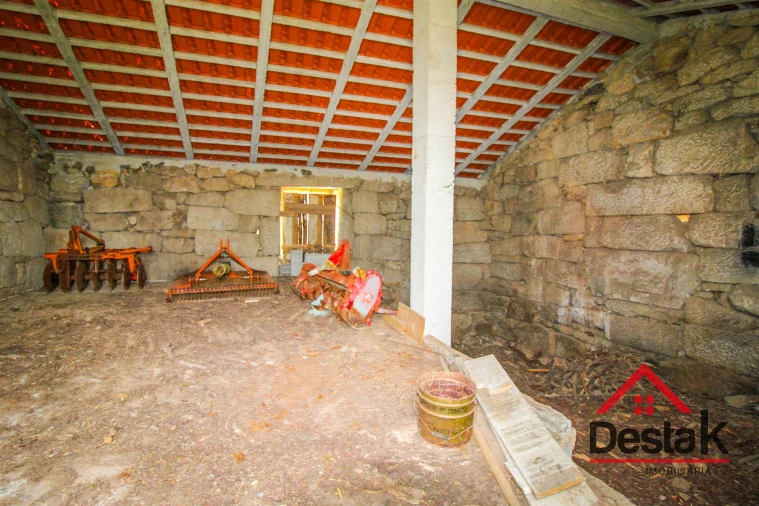 Quinta T3 para Venda em Arcozelo Foto 5