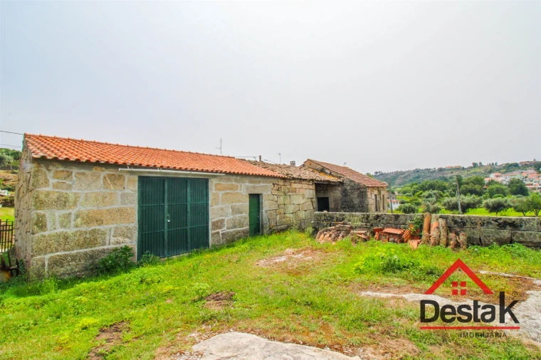 Quinta T3 para Venda em Arcozelo Foto 3