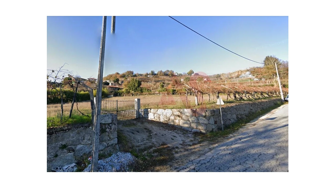 Terreno para Venda em Gestaço Foto 1