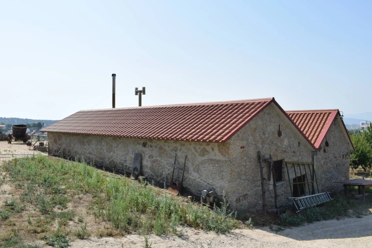 Quinta T4 para Venda em Teixoso e Sarzedo Foto 53