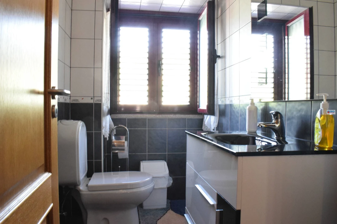 Quinta T4 para Venda em Teixoso e Sarzedo Foto 36