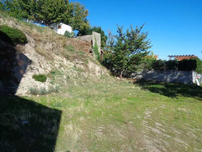 Terreno para Venda em Cantar-Galo e Vila do Carvalho Foto 4