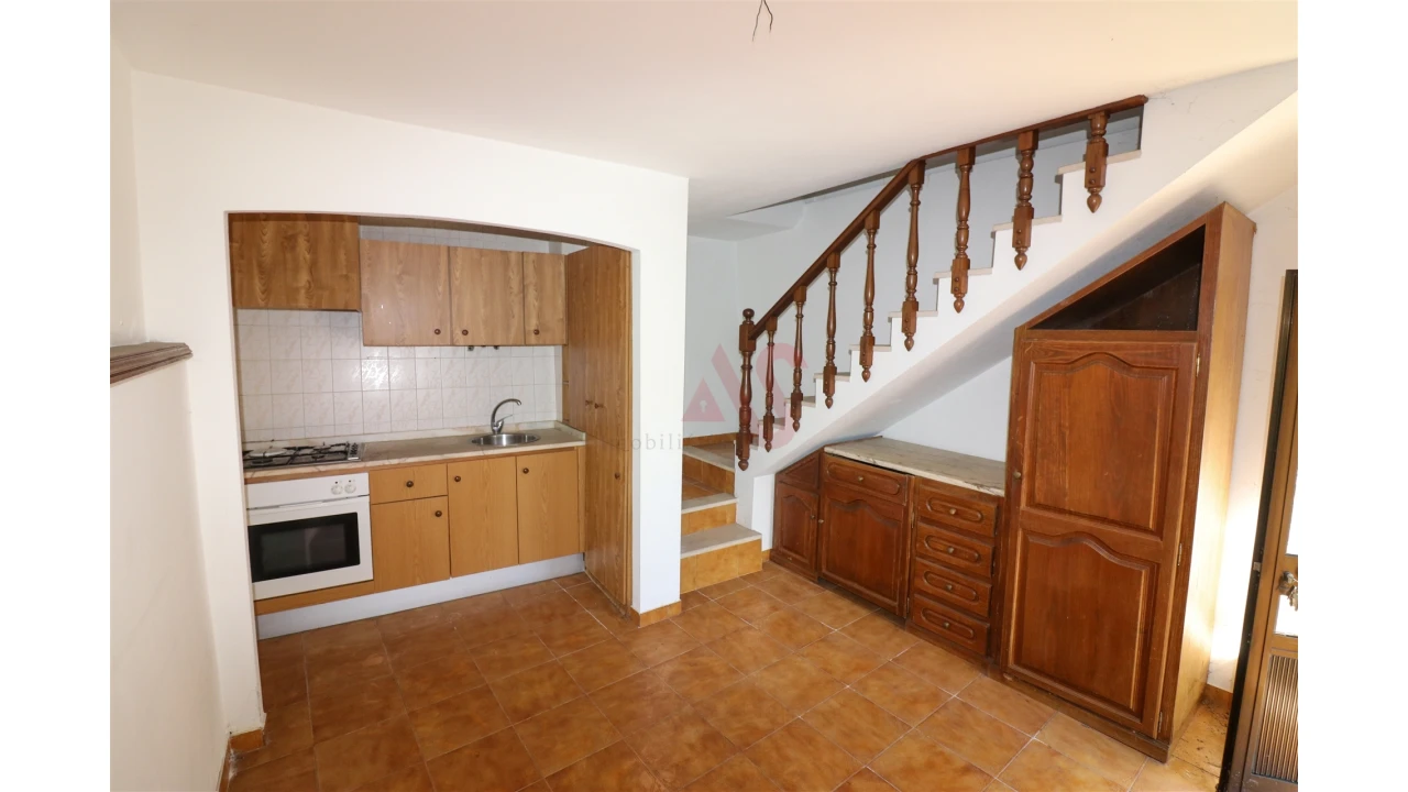 Prédio para Venda em Oliveira, São Paio e São Sebastião Foto 11