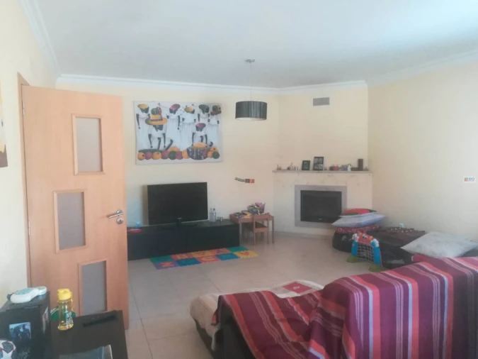 Moradia T4 para Venda em Fernao Ferro Foto 10