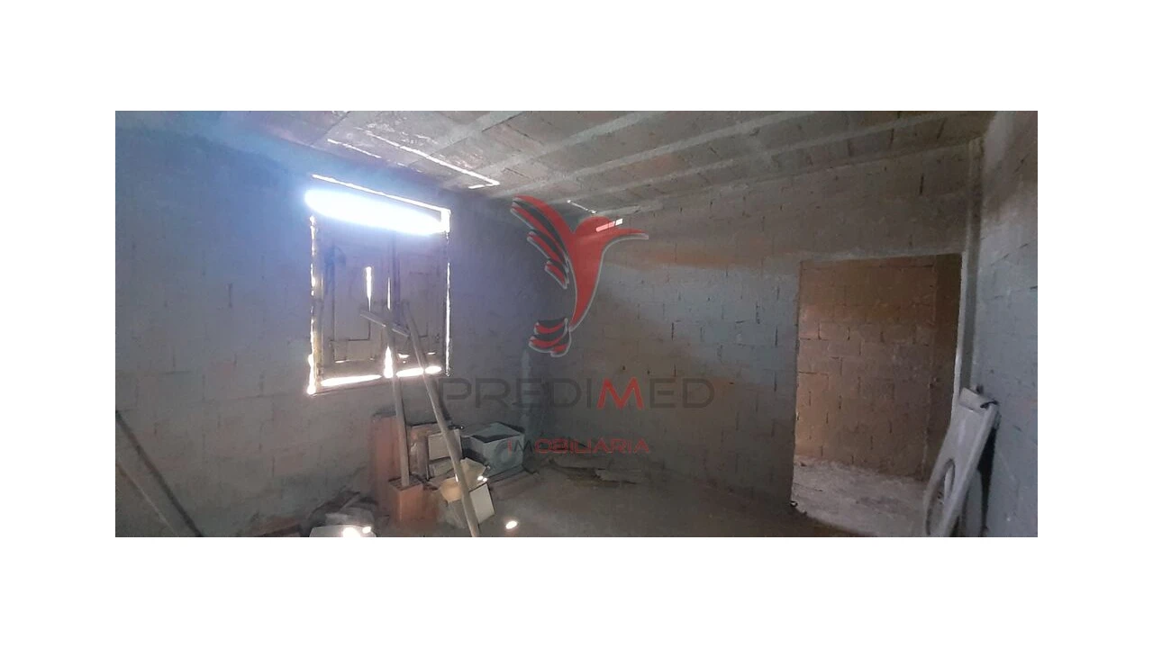 Moradia T4 para Venda em Cuba Foto 3