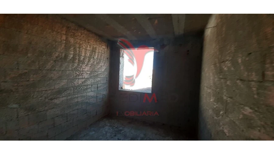 Moradia T4 para Venda em Cuba Foto 18