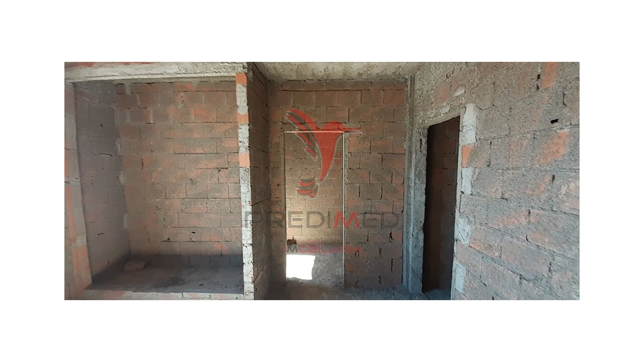 Moradia T4 para Venda em Cuba Foto 9