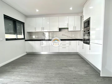 Apartamento T3 para Venda em Olhão