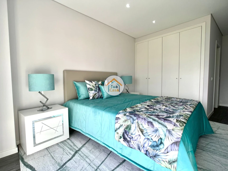 Apartamento T3 para Venda em Olhão Foto 26