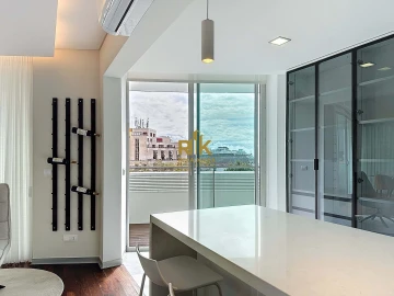 Apartamento T4 para Venda em Funchal (Se)