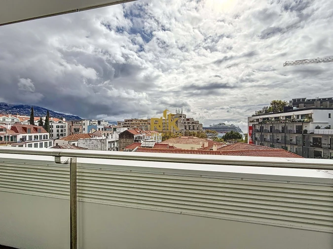 Apartamento T4 para Venda em Funchal (Se) Foto 19