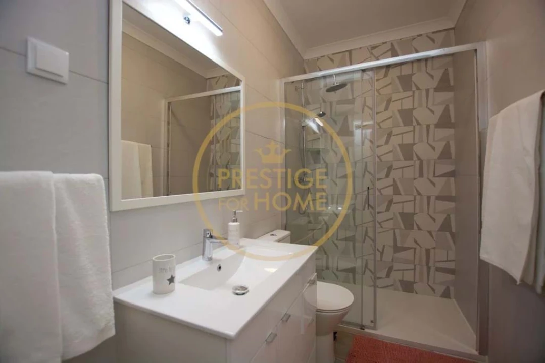 Apartamento T3 para Arrendamento em São Bartolomeu de Messines Foto 12