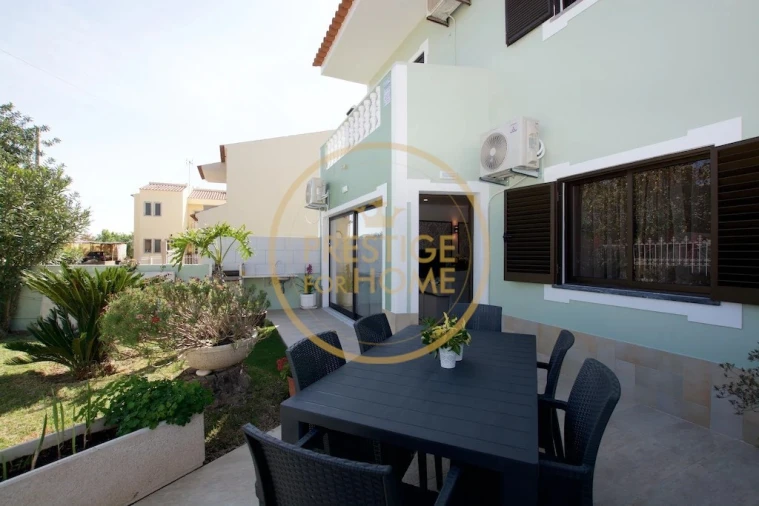 Apartamento T3 para Arrendamento em São Bartolomeu de Messines Foto 5