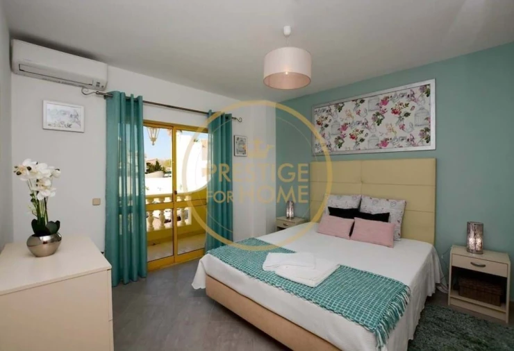 Moradia T4 para Arrendamento em Guia Foto 10