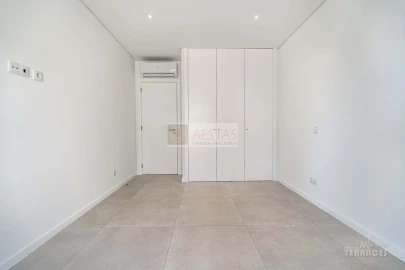 Apartamento T3 para Venda em Lagos (São Sebastião e Santa Maria)