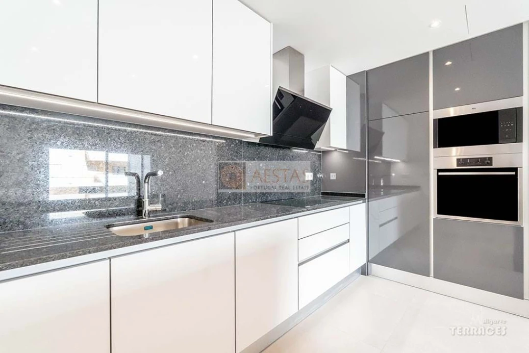 Apartamento T3 para Venda em Lagos (São Sebastião e Santa Maria) Foto 27