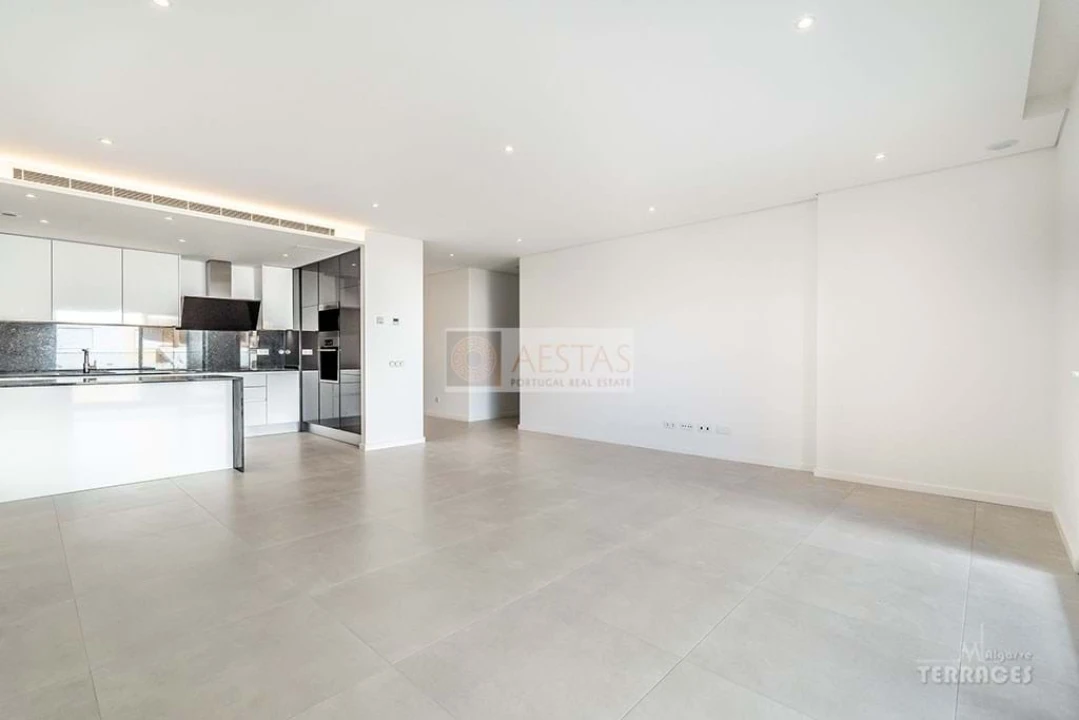 Apartamento T3 para Venda em Lagos (São Sebastião e Santa Maria) Foto 25