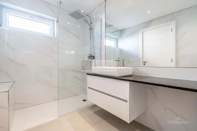Apartamento T3 para Venda em Lagos (São Sebastião e Santa Maria)
