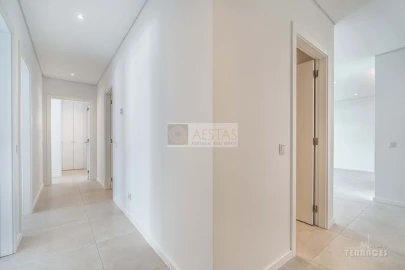 Apartamento T3 para Venda em Lagos (São Sebastião e Santa Maria)