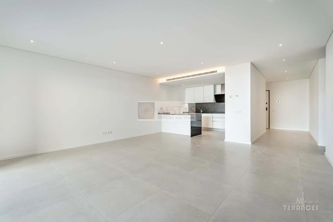 Apartamento T3 para Venda em Lagos (São Sebastião e Santa Maria) Foto 24
