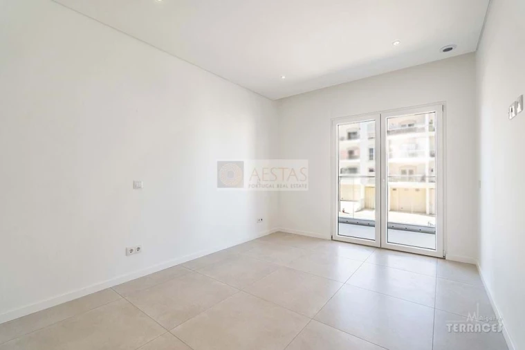 Apartamento T3 para Venda em Lagos (São Sebastião e Santa Maria) Foto 33
