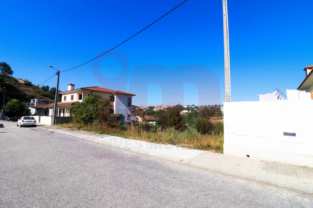 Terreno para Venda em Vila das Aves Foto 3