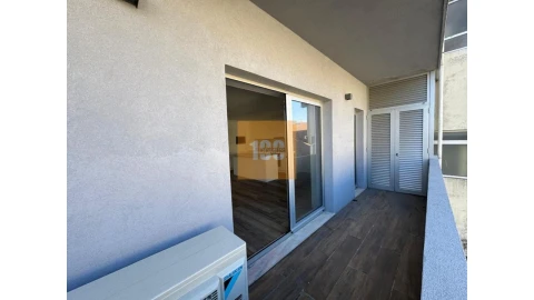 Apartamento T3 para Venda em Cedofeita, Santo Ildefonso, Sé, Miragaia, São Nicolau e Vitória