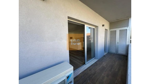 Apartamento T3 para Venda em Cedofeita, Santo Ildefonso, Sé, Miragaia, São Nicolau e Vitória