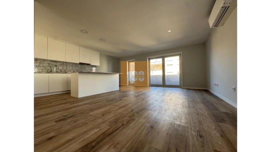 Apartamento T3 para Venda em Cedofeita, Santo Ildefonso, Sé, Miragaia, São Nicolau e Vitória