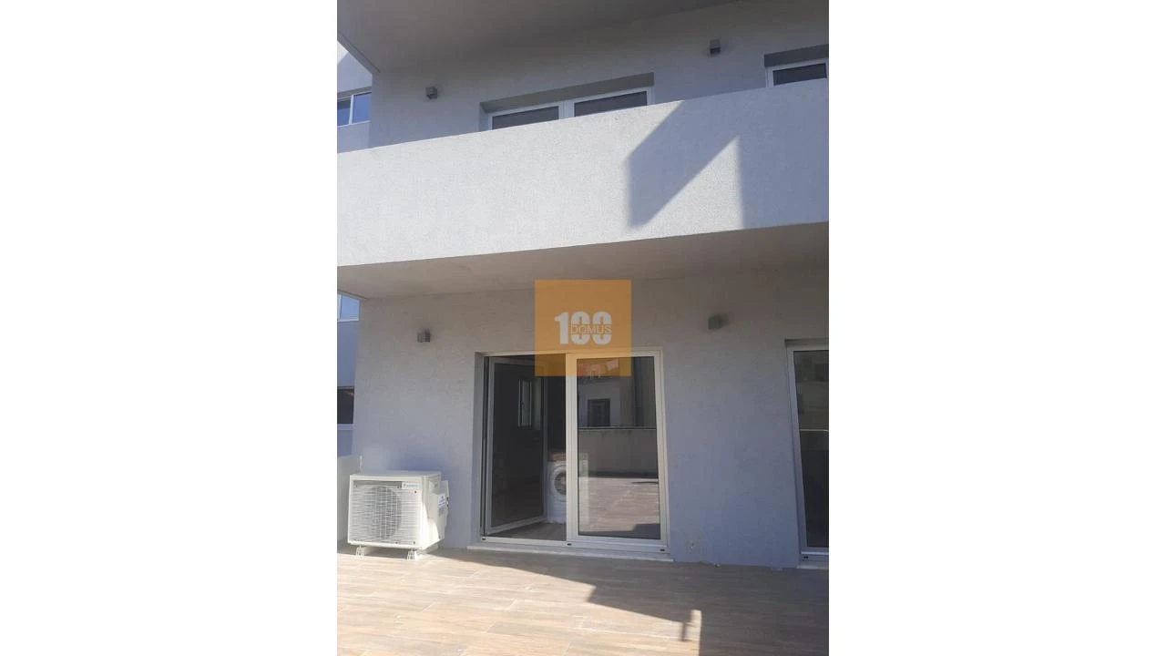 Apartamento T3 para Venda em Cedofeita, Santo Ildefonso, Sé, Miragaia, São Nicolau e Vitória Foto 4