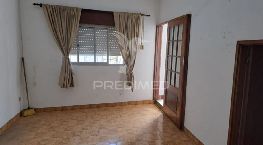 Moradia T3 para Venda em São Mamede de Ribatua Foto 5