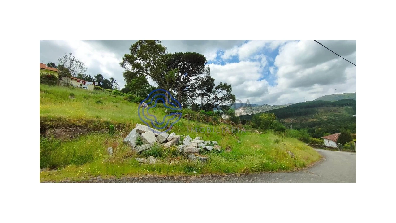 Terreno para Venda em Gondomil e Sanfins Foto 11