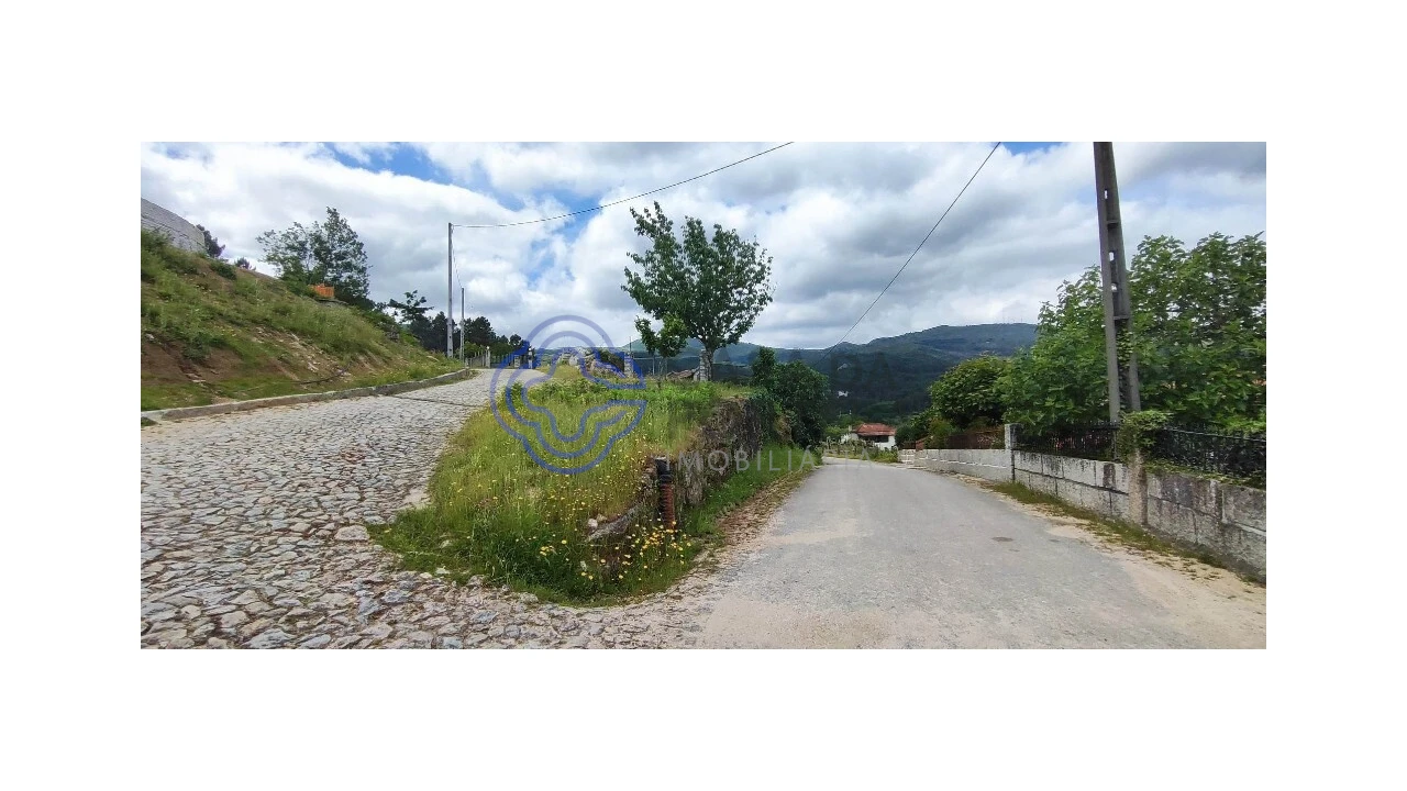 Terreno para Venda em Gondomil e Sanfins Foto 8