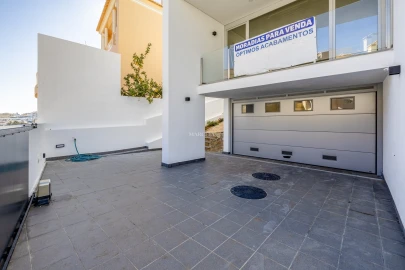 Moradia T4 para Venda em Lagos (São Sebastião e Santa Maria)