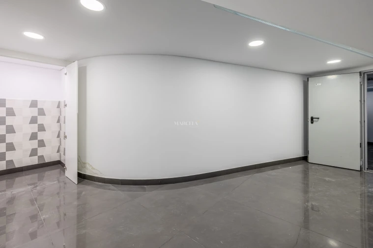 Moradia T4 para Venda em Lagos (São Sebastião e Santa Maria) Foto 37