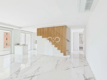 Apartamento T3 para Venda em Lagos (São Sebastião e Santa Maria)