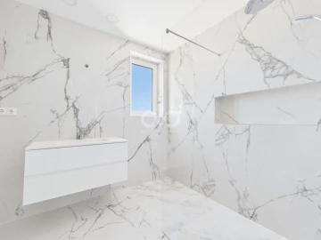 Apartamento T3 para Venda em Lagos (São Sebastião e Santa Maria)