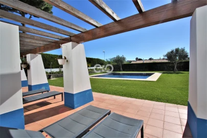 Moradia T8 para Venda em Aljezur
