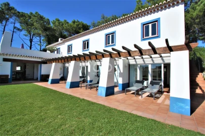 Moradia T8 para Venda em Aljezur