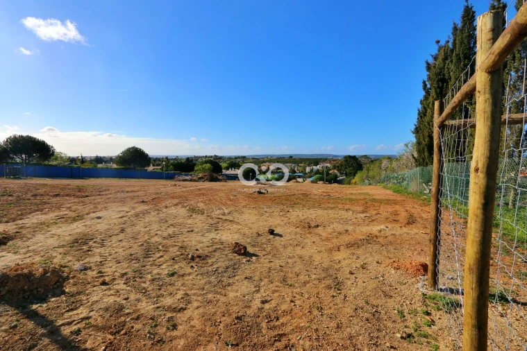 Terreno para Venda em Luz Foto 3
