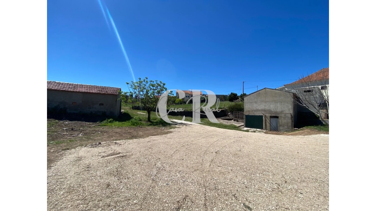 Terreno para Arrendamento em Vila Facaia Foto 1