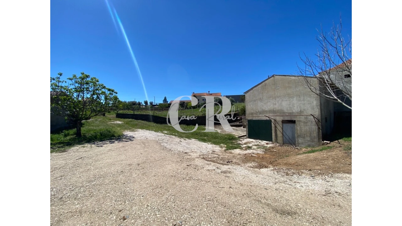 Terreno para Arrendamento em Vila Facaia Foto 3