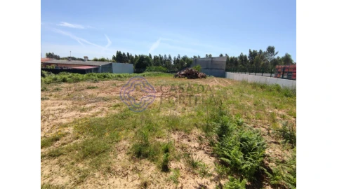 Terreno para Venda em Serzedo e Perosinho