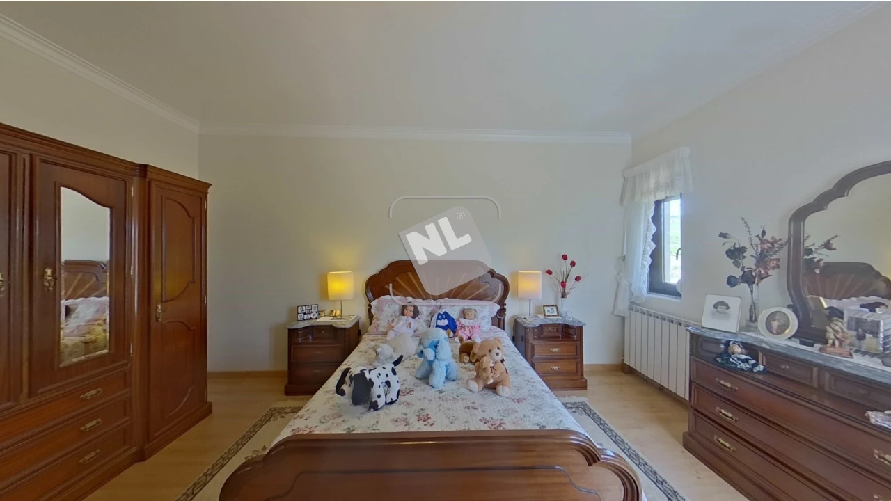 Moradia T5 para Venda em Turcifal Foto 58