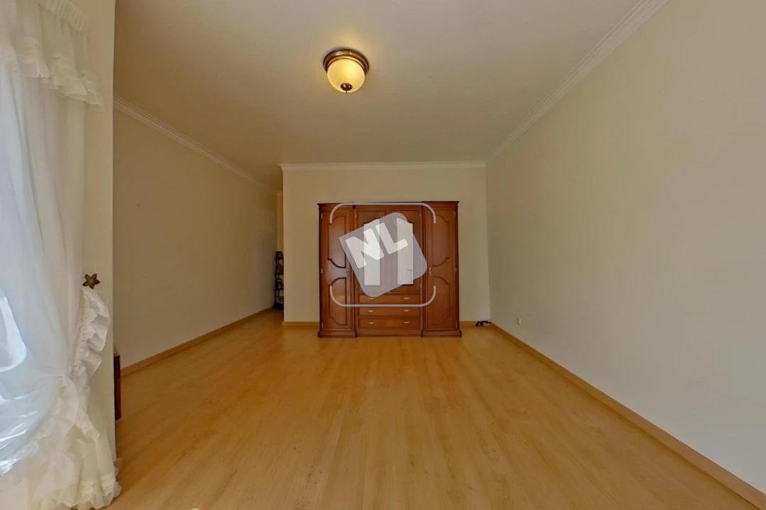 Moradia T5 para Venda em Turcifal Foto 54