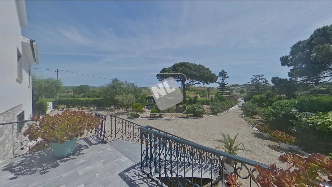 Moradia T5 para Venda em Turcifal Foto 16