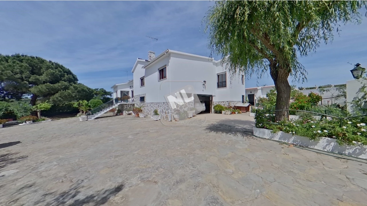 Moradia T5 para Venda em Turcifal Foto 9