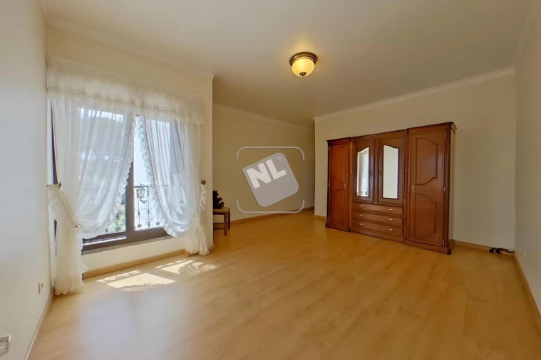 Moradia T5 para Venda em Turcifal Foto 55