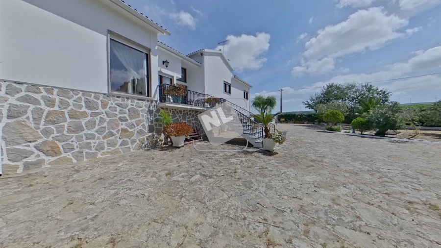 Moradia T5 para Venda em Turcifal Foto 7